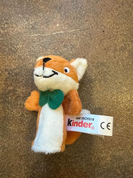 Kinder plyšová hračka líška, 