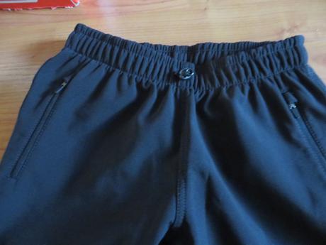 Softhellové nohavice - veľ. 152 - zn. benesport, 152
