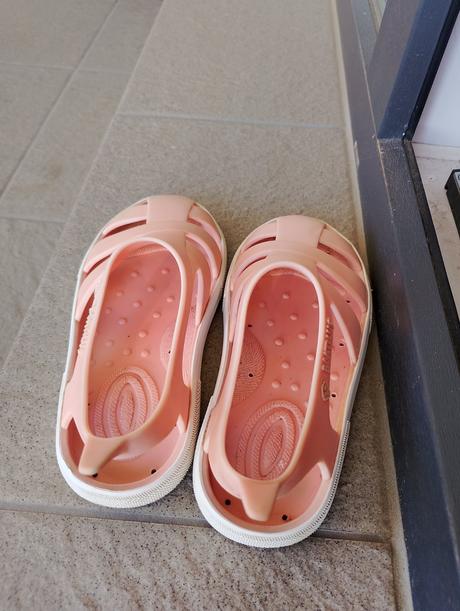 Sandálky boatilus, 26