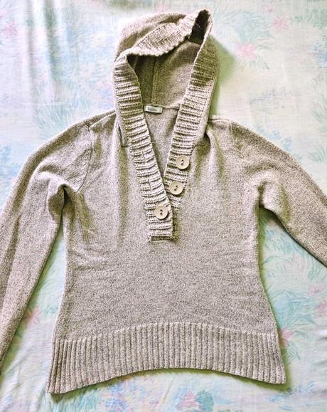 Bezovy sveter s kapucnou, vel. m, m