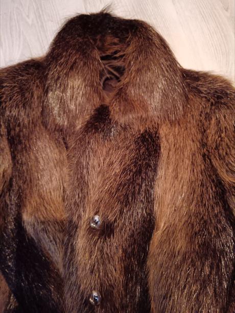 Kožuch veľkosť 46, 46