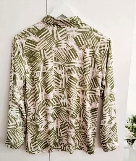 Elegantná vzorovaná blúzka v zelených tónoch, 38 / 40 / l / m