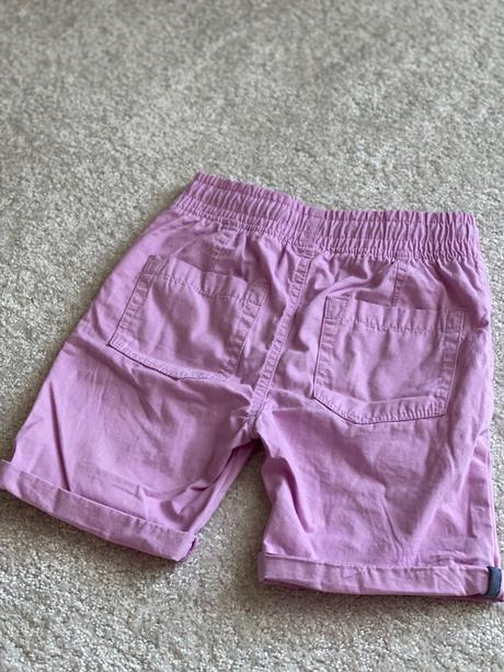 Šortky, f&f,116