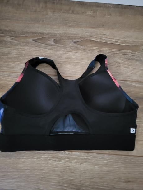 Sportova podprsenka, s