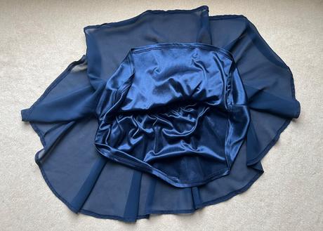 Tmavomodrá kruhová a extrémne krútivá sukňa, disney,116