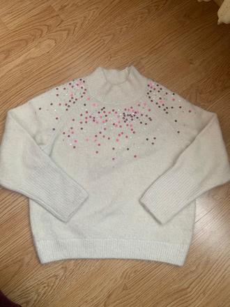 Pulovrik s flitrami, 122