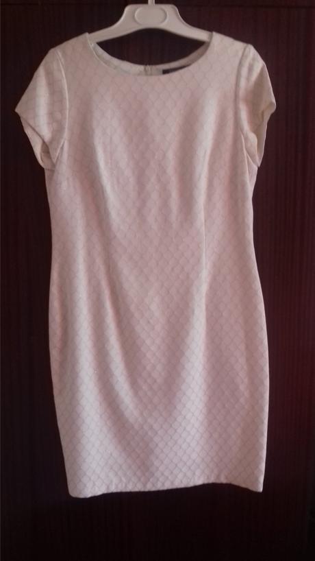 Elegantne saty puzdrove, 44
