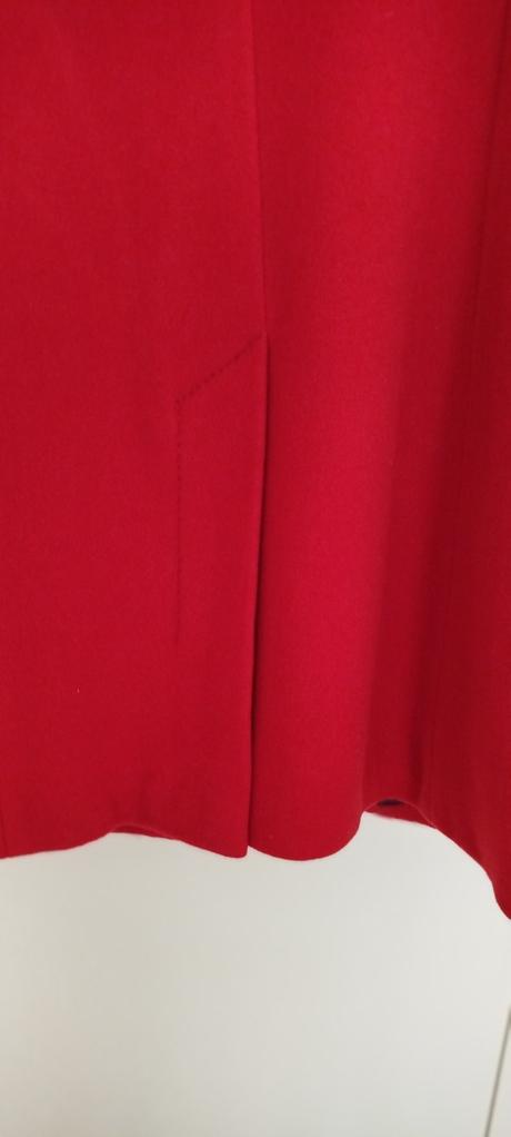 Kabát červený flausovy, 46