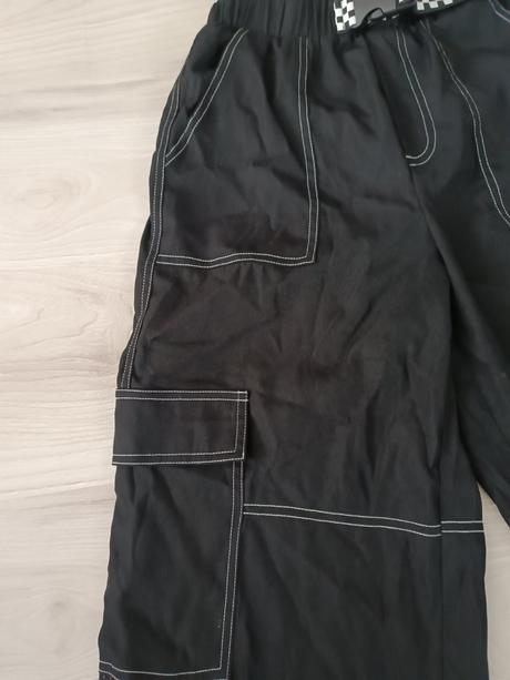 Športové nohavice, 36