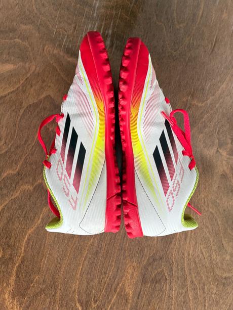 Turfy adidas, adidas,35