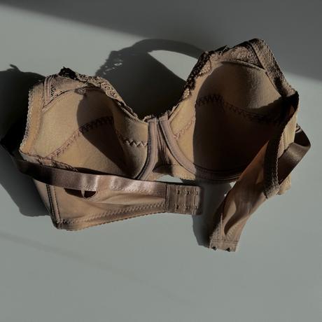 Jemne vystužená podprsenka s kosticami 8124 telová, 85d