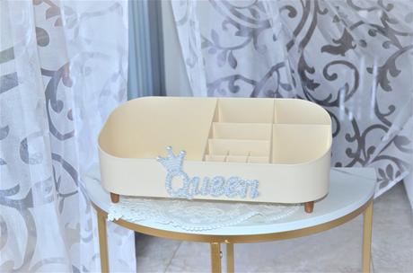 Kozmetický organizér-queen, 