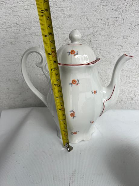 Eichwald uzasne tvarovany starozitny porcelanovy, 