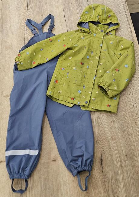 Predám oblečenie do dažďa zn.tchibo veľ.110/116, tchibo,116