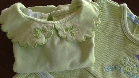 Zelenkavý overal+košieľka, zn. damine, 68