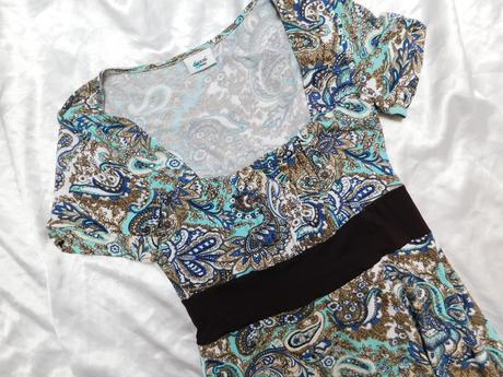 Pekne letne šaty, 36