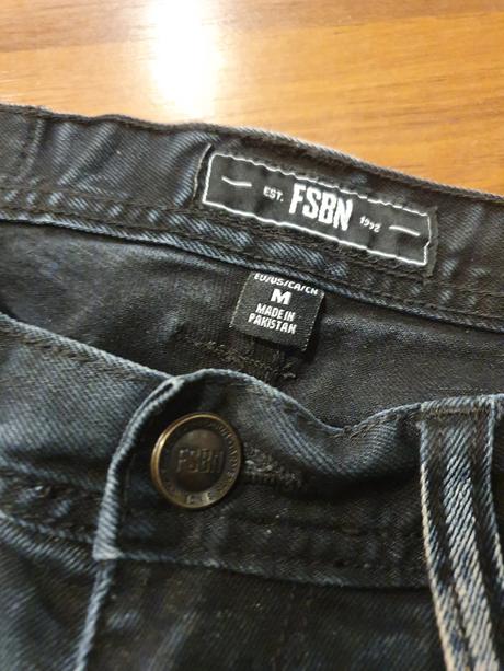 Riflové krátke nohavice veľ. m, m