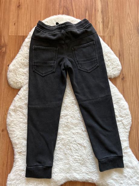 Hrube nohavice, reserved,134