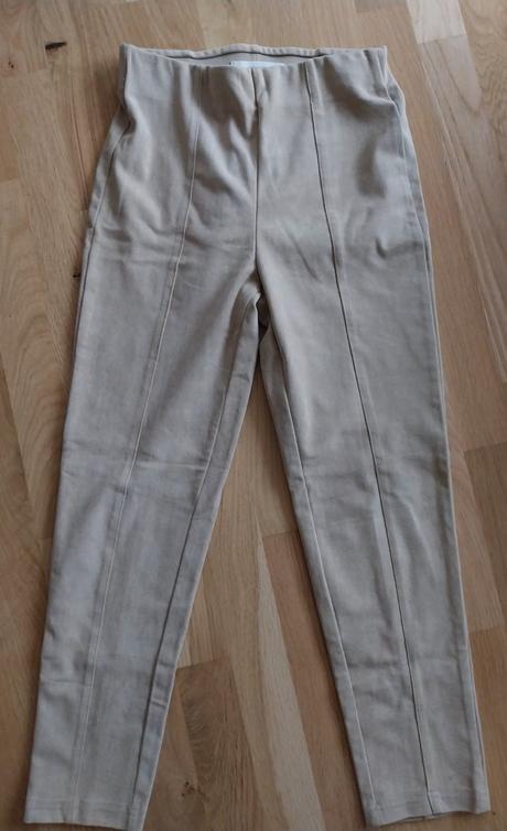Leginy, reserved,134