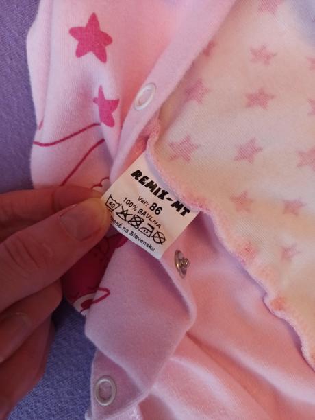 Pyžamko - overal na spanie, 80