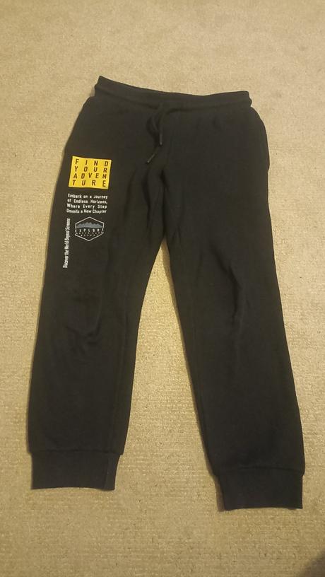 Chlapčenské veci 128, 122–134