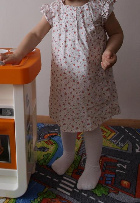 Krásne kvietkovane šaty 12-18, f&f,80