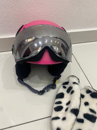 Detská lyžiarska prilba zn. cébé, 