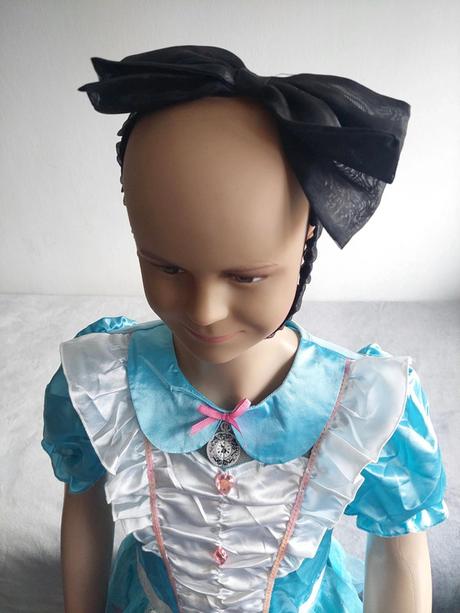 Alica v krajine zázrakov komplet kostým 122-128,