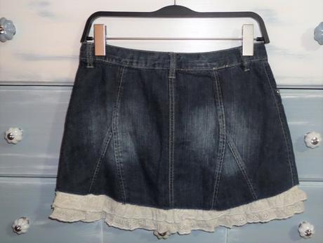 Rifľová suka s volániko, benetton,158