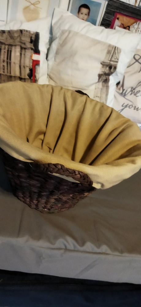 Veľky kôš pletený z papiera, 