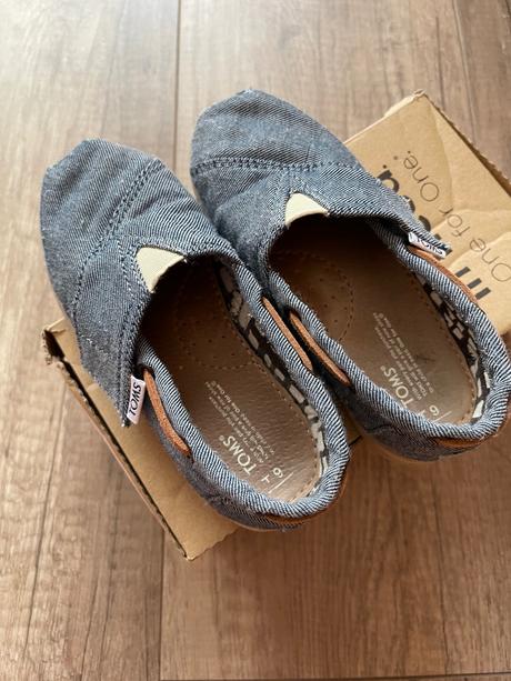 Toms espadrilky, 26