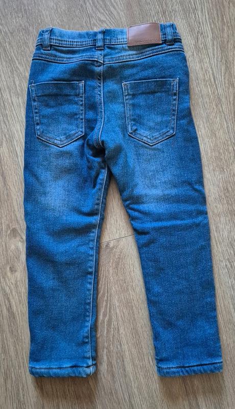 Zateplené rifle, sinsay,104