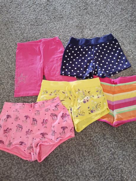 Kraťasy, cena spolu, 122