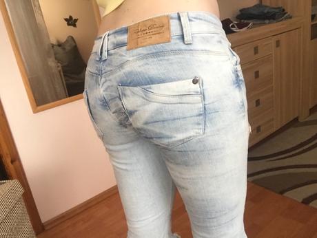 Roztrhané , štýlové rifle, fishbone,28