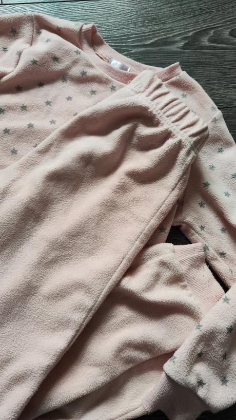 Pyžamo.      1, pepco,122