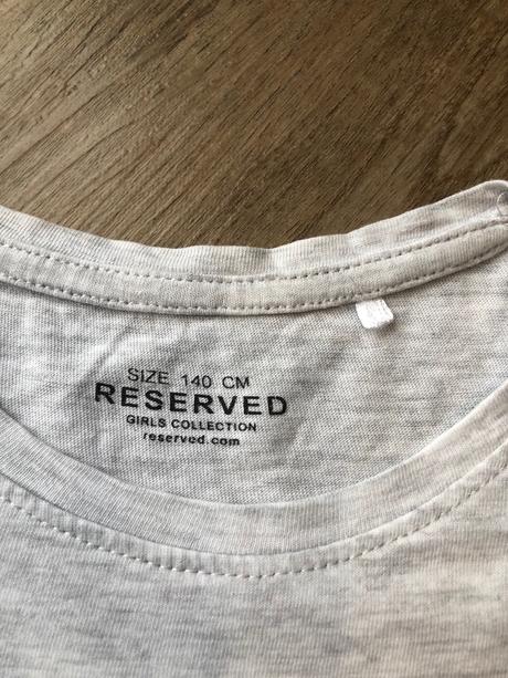 Tricko, reserved,140