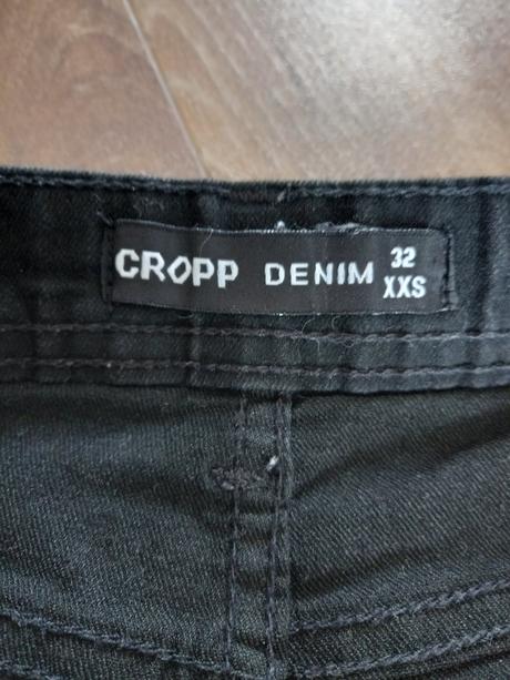 Kraťasy cropp, 32