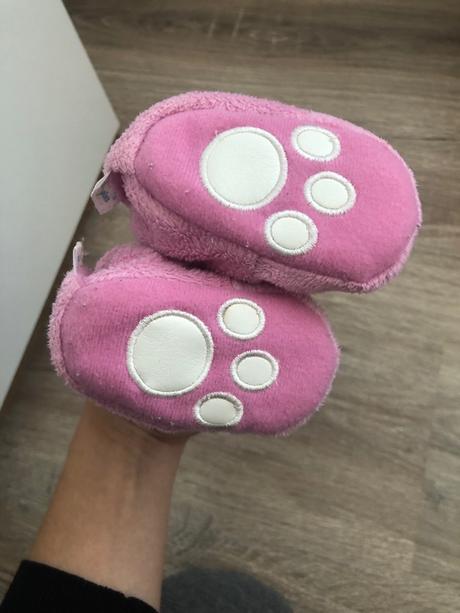 Macikove topanocky papucky ruzove 0-3 mes, <17