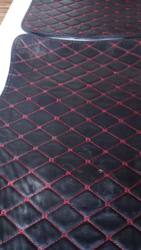 Koženkové koberčeky do auta,