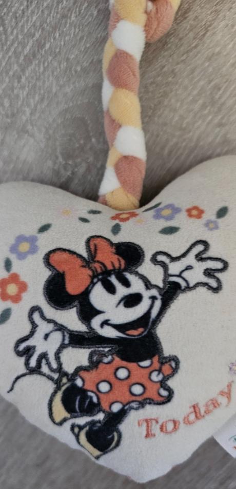 Plyšová závesná hrkálka minnie mouse, 