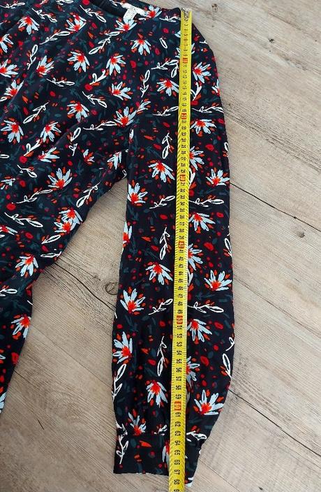 Kvetinové šaty edc, 40