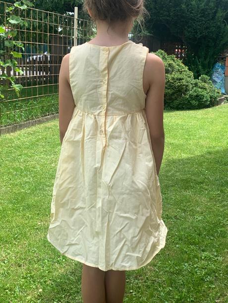 Dievcenske saty, 134