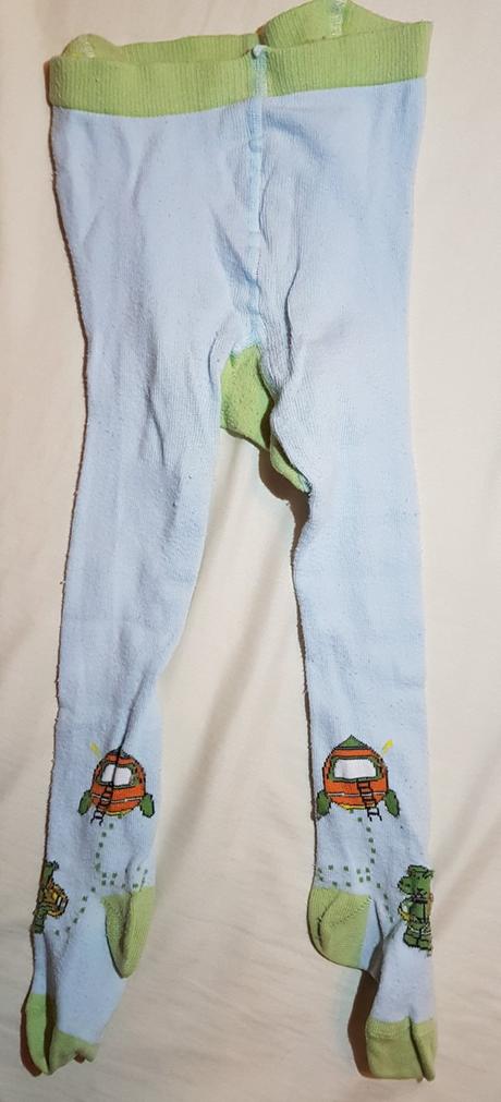 Predám detské pančuchy, 86