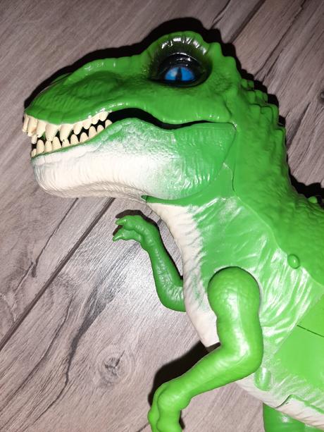 Zuru robo t rex, 
