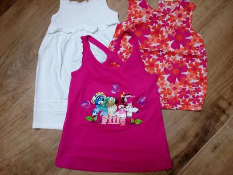 Balík oblečenia, 122–134