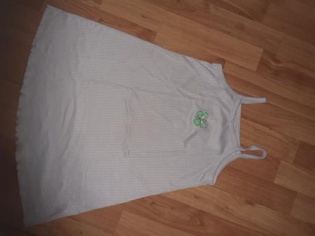 Nočná košeľa, 128