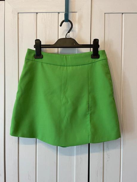 Zeleny skort amisu, amisu,m