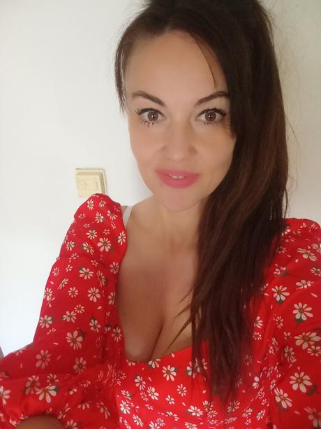 Kvetinové volanove saty, m