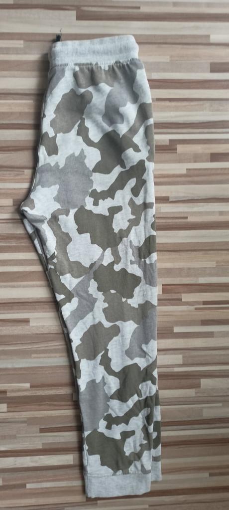 Sada tepláky + tričko s krátkym rukávom, h&m,140