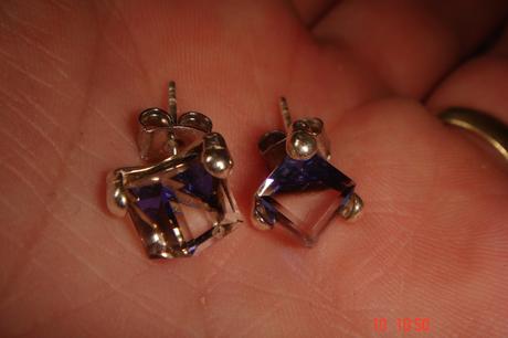 Modre kocky nausnicky, 